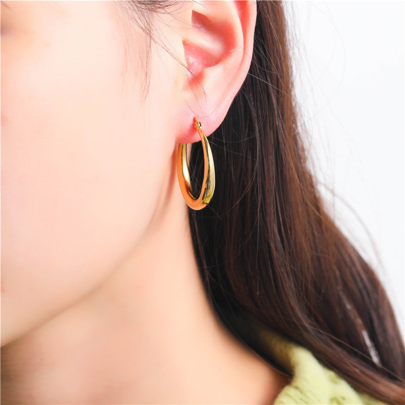 Classic Hoop Earring